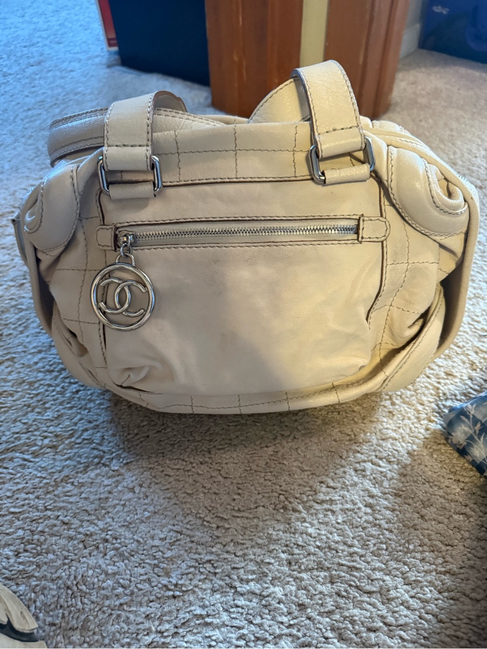 Chanel Vintage Cream Leather Shoulder Bag with Charm